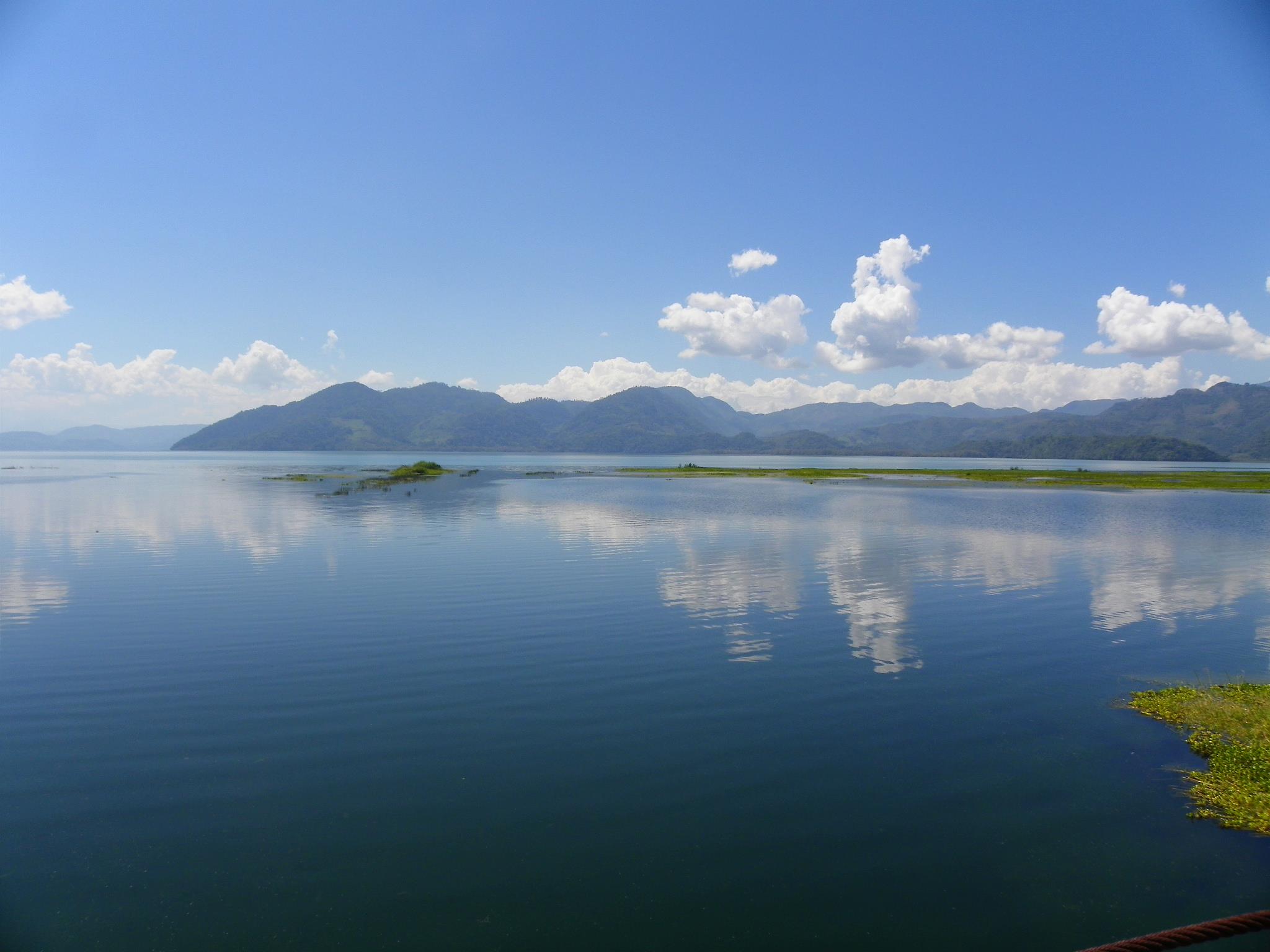 LAGO YOJOA HONDURAS
