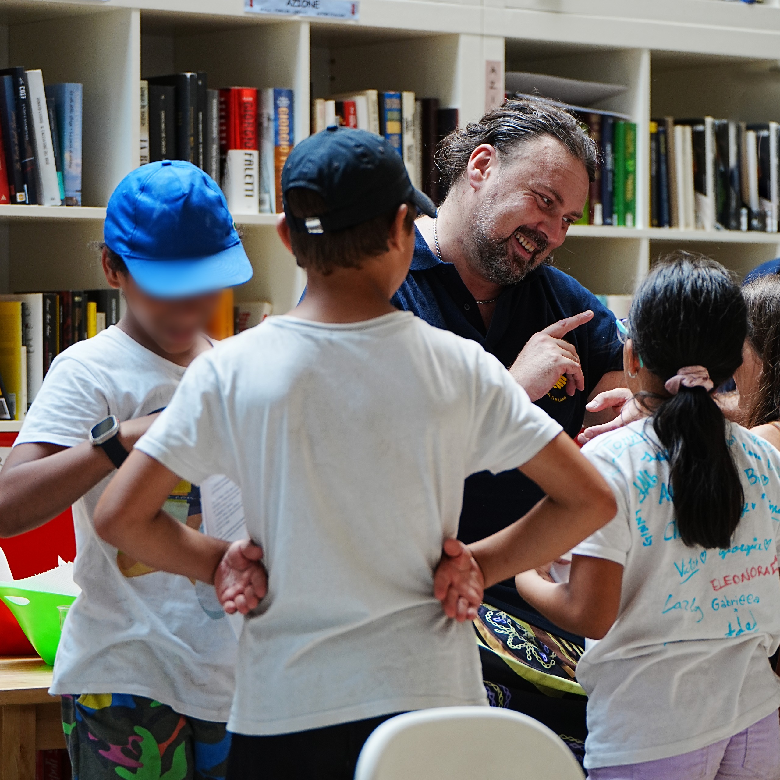 Immagine Educare alla solidarietà, fin da piccoli