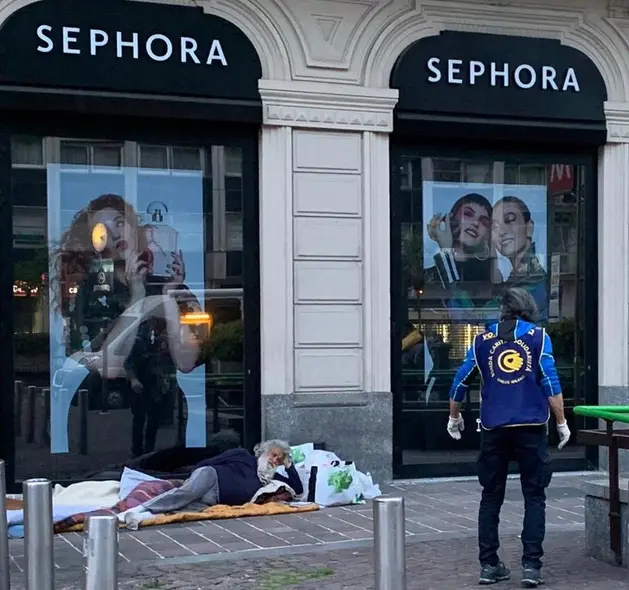 Immagine Operare come associazione a Milano, città dei contrasti a due velocità