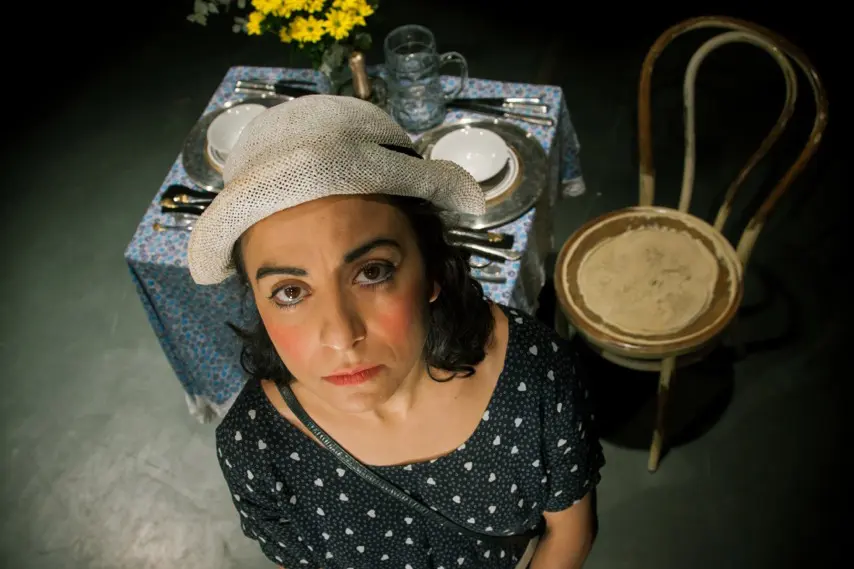 Ragazza seria conoscerebbe uomo solo max 70enne